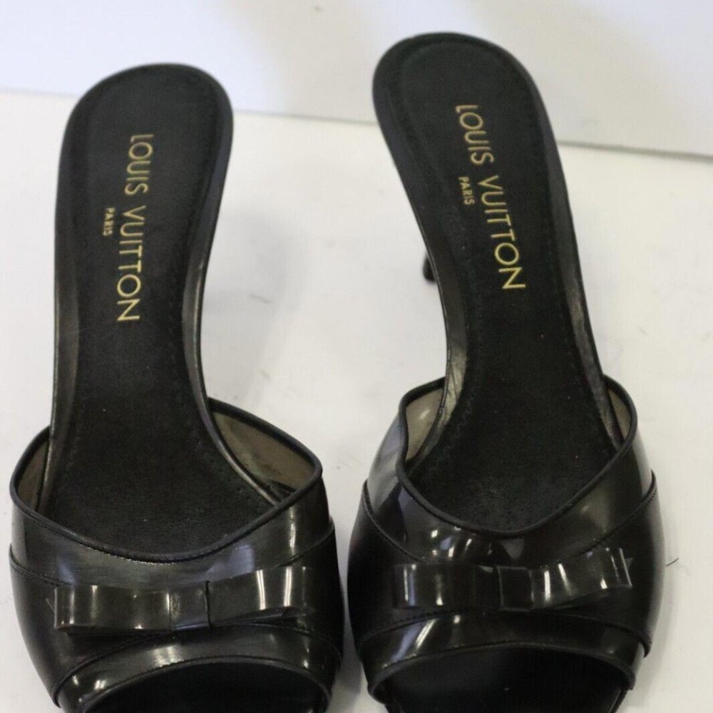 Louis Vuitton Women's Black Patent Leather Bow Mule Heel Sandals Size 37 or 7 US